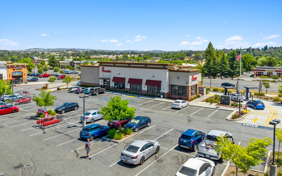 More Photos Of 2825 Grass Valley Hwy, Auburn Freestanding For Sale