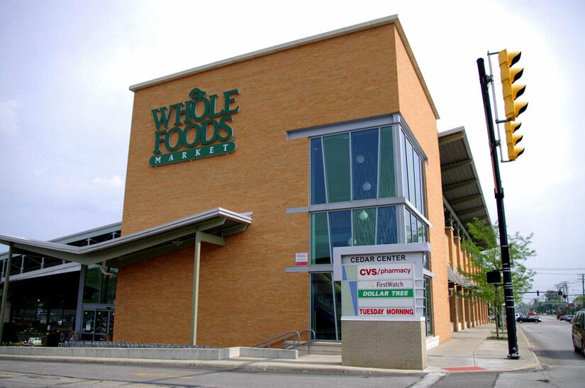 More Photos Of 13196 Cedar Rd, University Heights General Retail For Lease