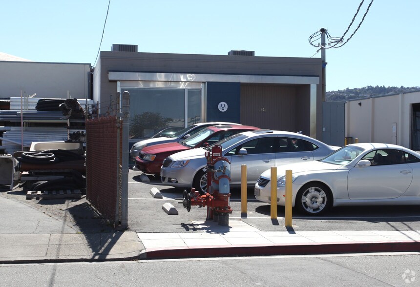 More Photos Of 1021-1045 Howard Ave, San Carlos Unknown For Lease