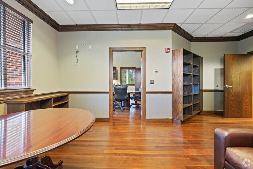 More Photos Of 3664 Coolidge Ct, Tallahassee Office For Lease