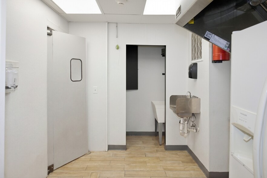 More Photos Of 53 Providence St, West Warwick Restaurant For Sale