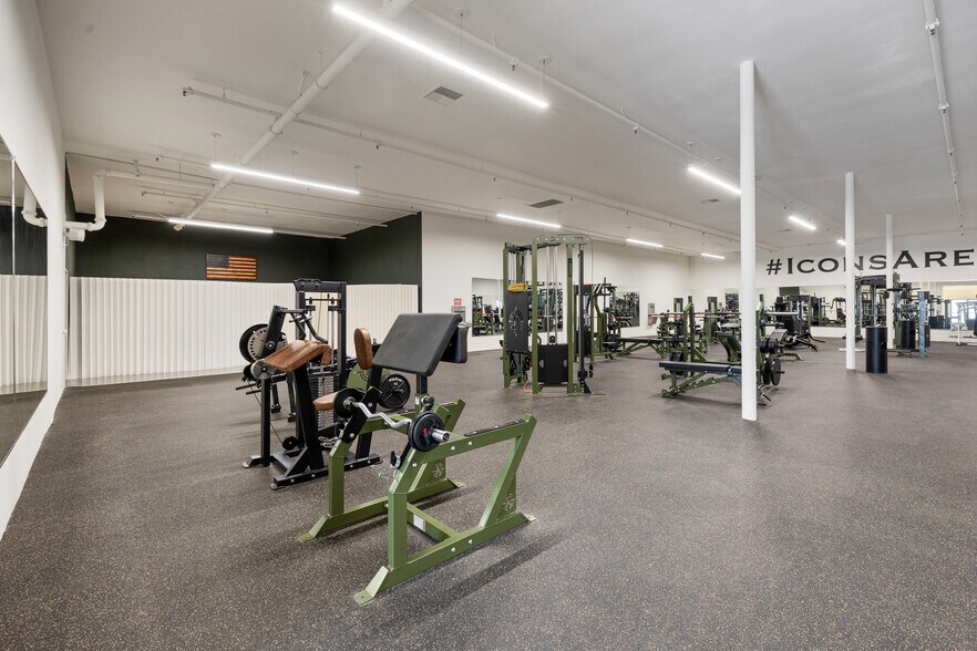 More Photos Of 3455 N Indian Canyon Dr, Palm Springs Unknown For Lease