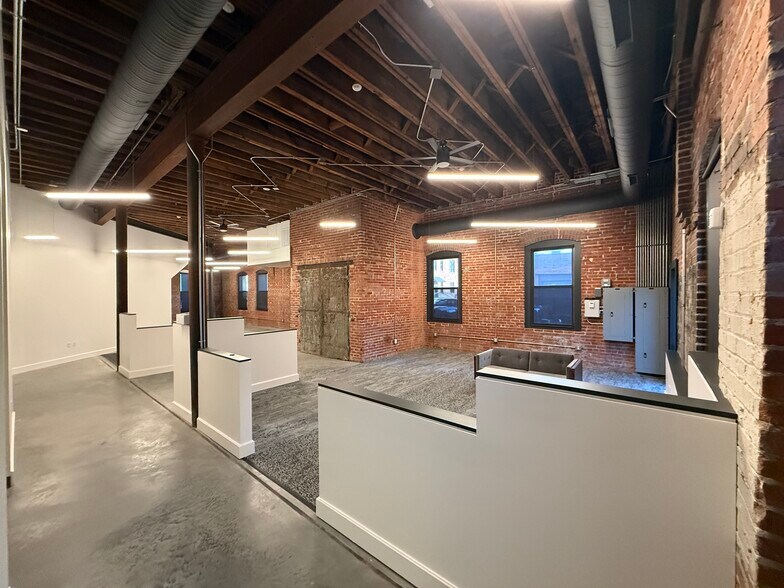 More Photos Of 214 W 21st St, Kansas City Loft Creative Space For Sale