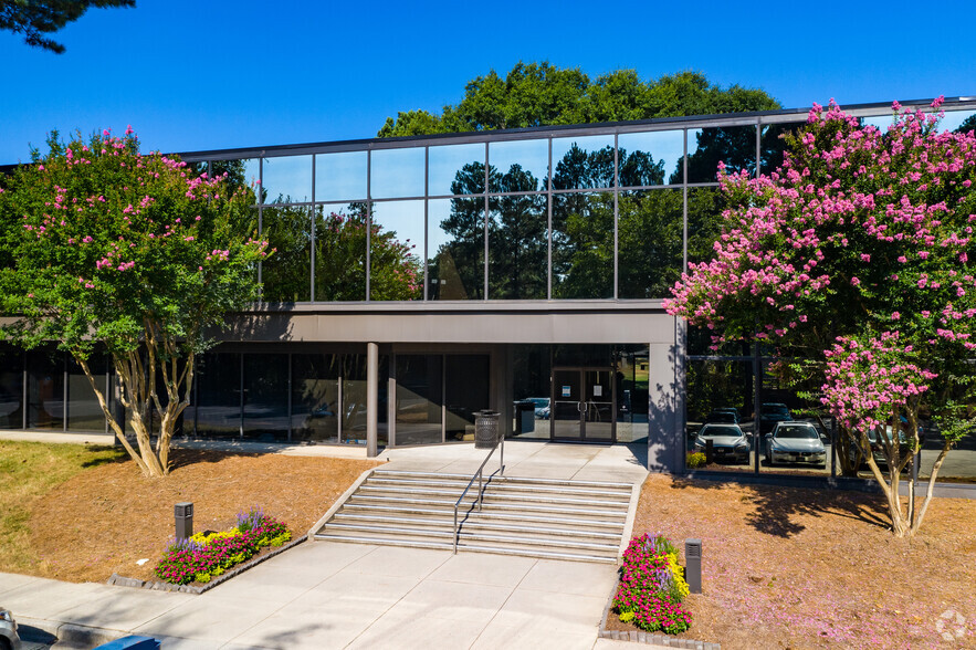 Primary Photo Of 6075 The Corners Pky, Peachtree Corners Office For Lease