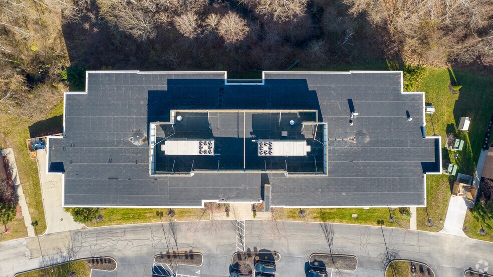More Photos Of 8740 Orion Pl, Columbus Office For Sale