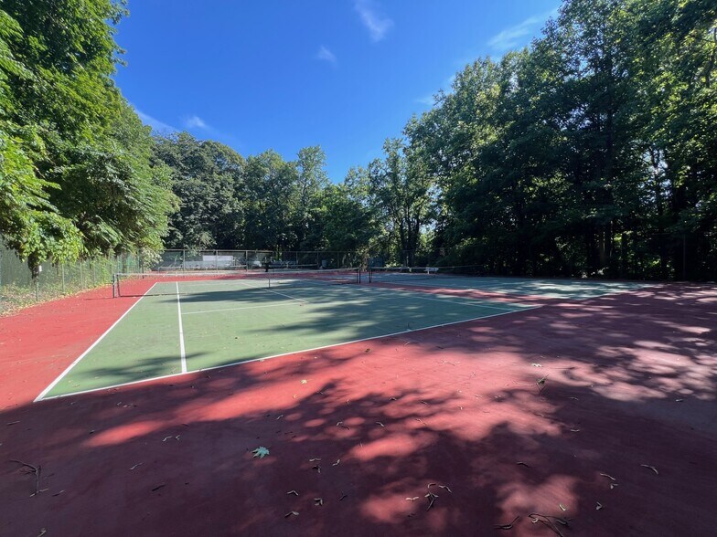More Photos Of 202 W Hartsdale Ave, Hartsdale Health Club For Sale