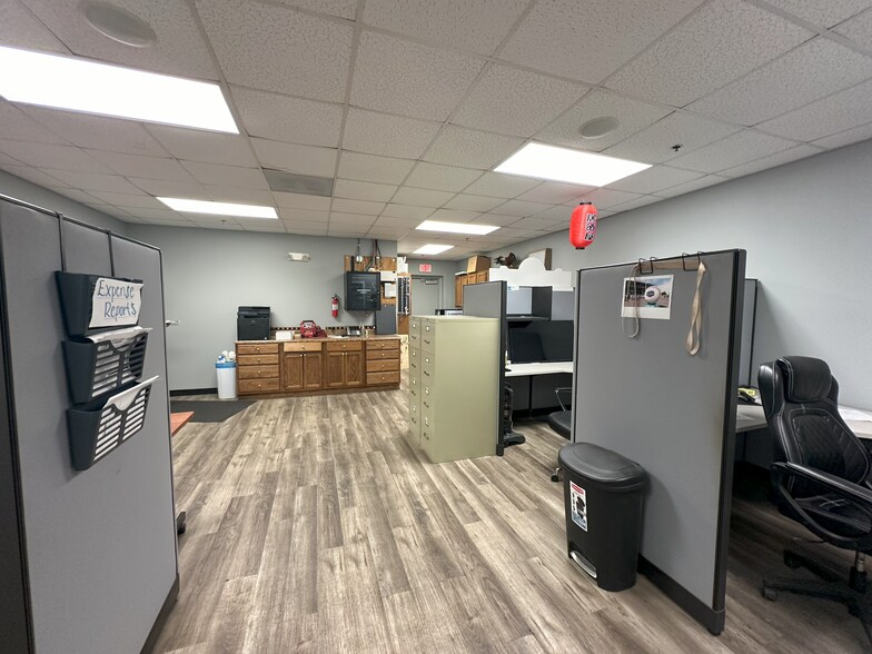 More Photos Of 2550 Empire Dr, Winston-Salem Warehouse For Lease