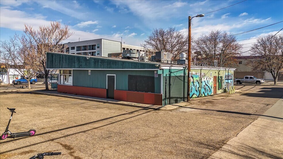 More Photos Of 3158 Larimer St, Denver Restaurant For Sale