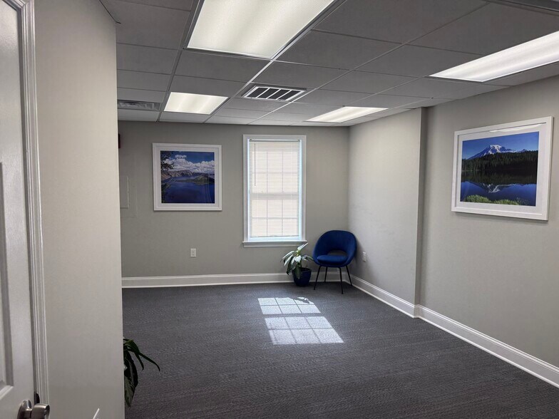 More Photos Of 129 W Patrick St, Frederick Office Residential For Lease