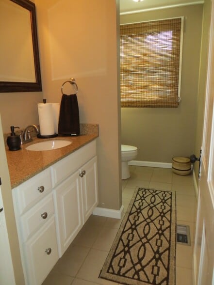 More Photos Of 1323 Broadway St, Little Rock Office For Sale