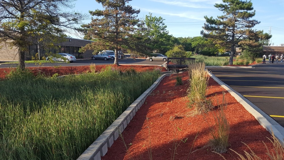 More Photos Of 415 W Golf Rd, Arlington Heights Medical For Lease