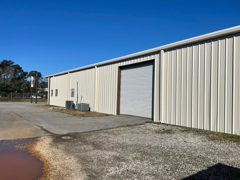 More Photos Of 3349 Halls Mill Rd, Mobile Warehouse For Lease