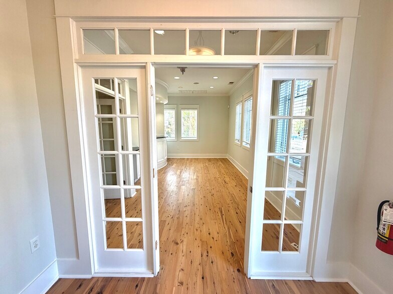 More Photos Of 277 Willbrook Blvd, Pawleys Island Office For Lease