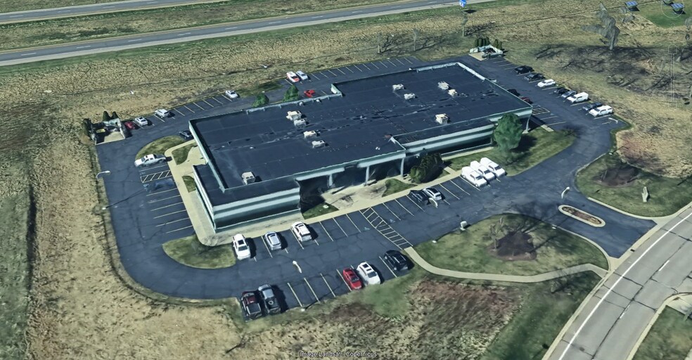 More Photos Of 4775 Campus Dr, Kalamazoo Office For Lease