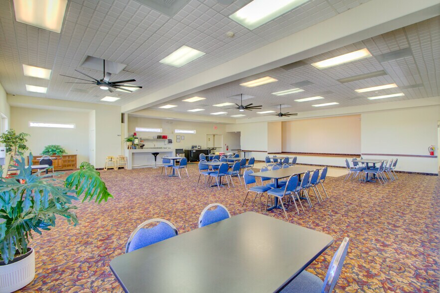 More Photos Of 110 Ville Dr, Boulder City Restaurant For Lease