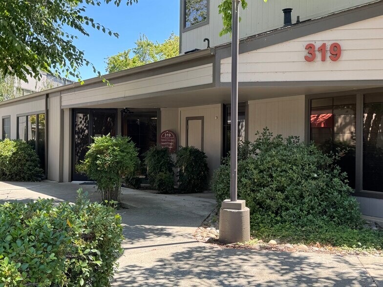 More Photos Of 319 Lennon Ln, Walnut Creek Office For Sale