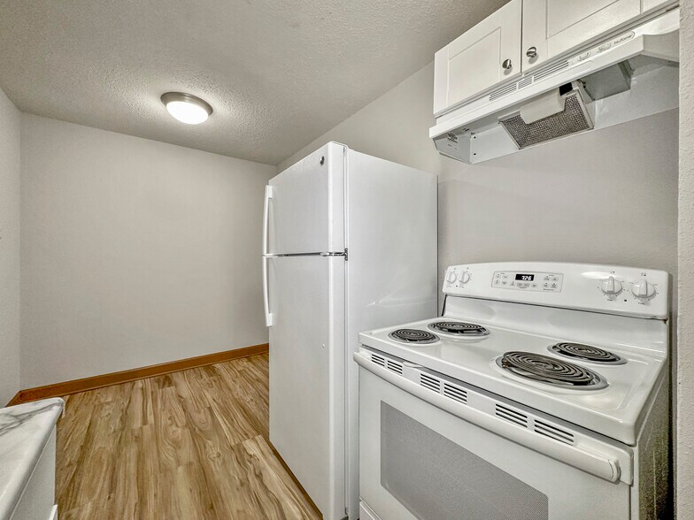 More Photos Of 2519 Clarkson Ave, Des Moines Apartments For Sale