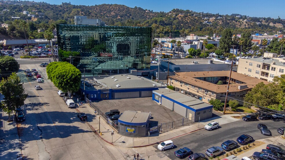 Primary Photo Of 4021-4029 Radford Ave, Studio City Auto Repair For Lease