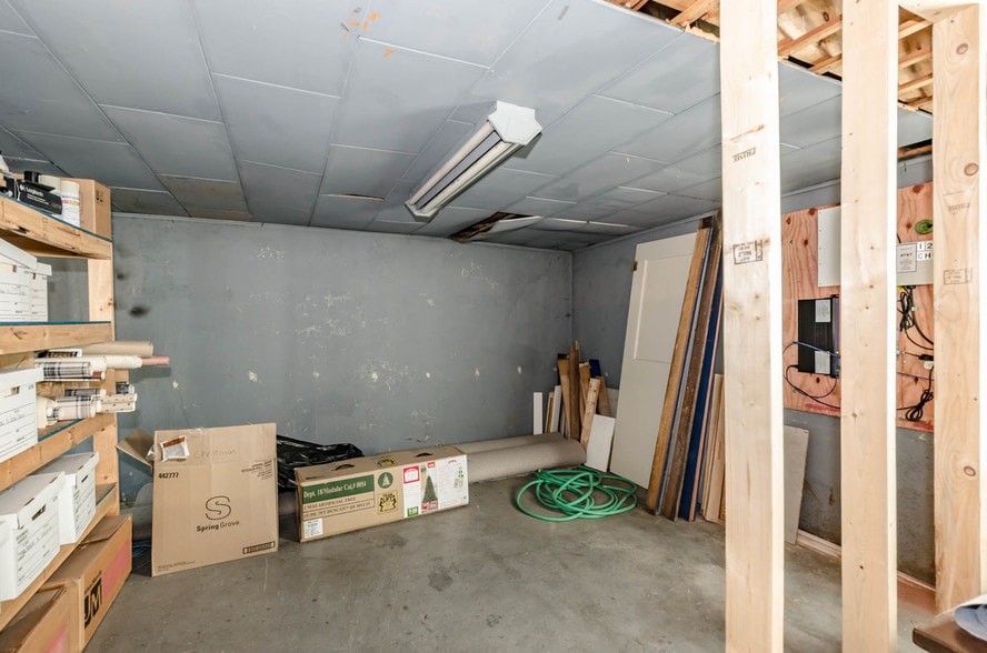 More Photos Of 215 Church St, Lenoir Office For Lease