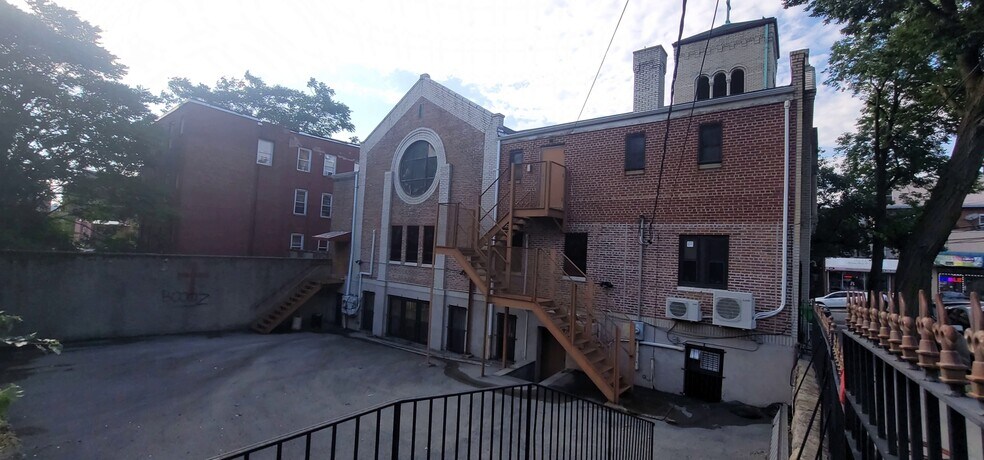 More Photos Of 42 Park Hill Ave, Yonkers Religious Facility For Sale
