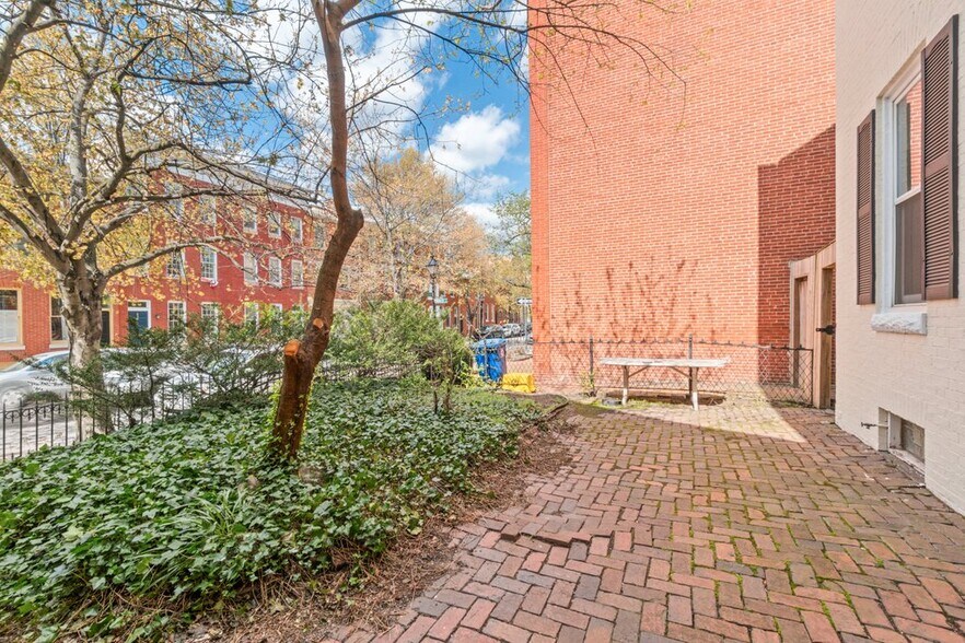 More Photos Of 645 Washington Blvd, Baltimore Apartments For Sale