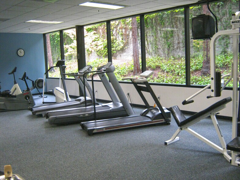 More Photos Of 3550 Round Barn Blvd, Santa Rosa Unknown For Lease