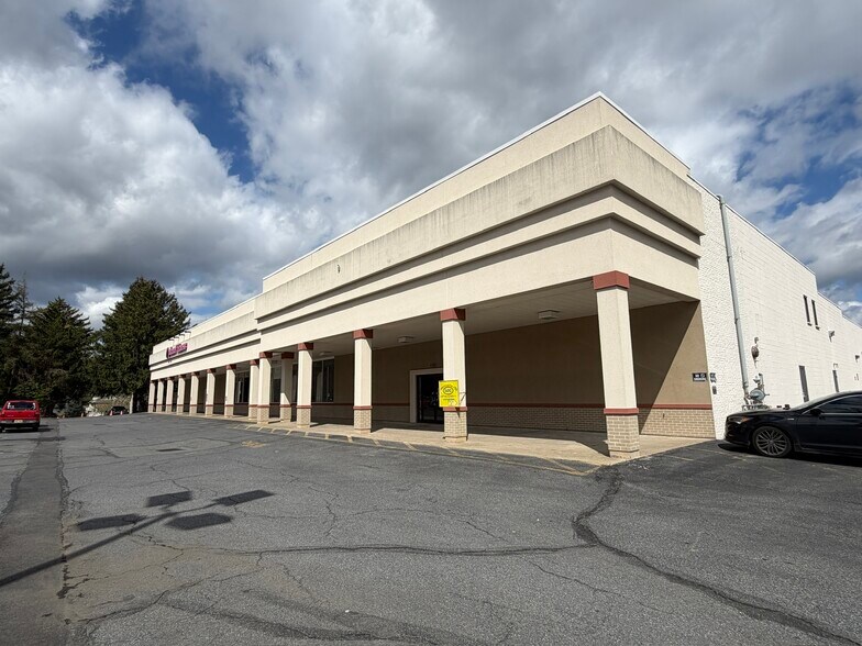 More Photos Of 3143 William Penn Hwy, Easton General Retail For Lease