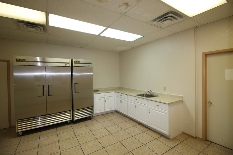 More Photos Of 3505 E Flamingo Rd, Las Vegas Medical For Lease