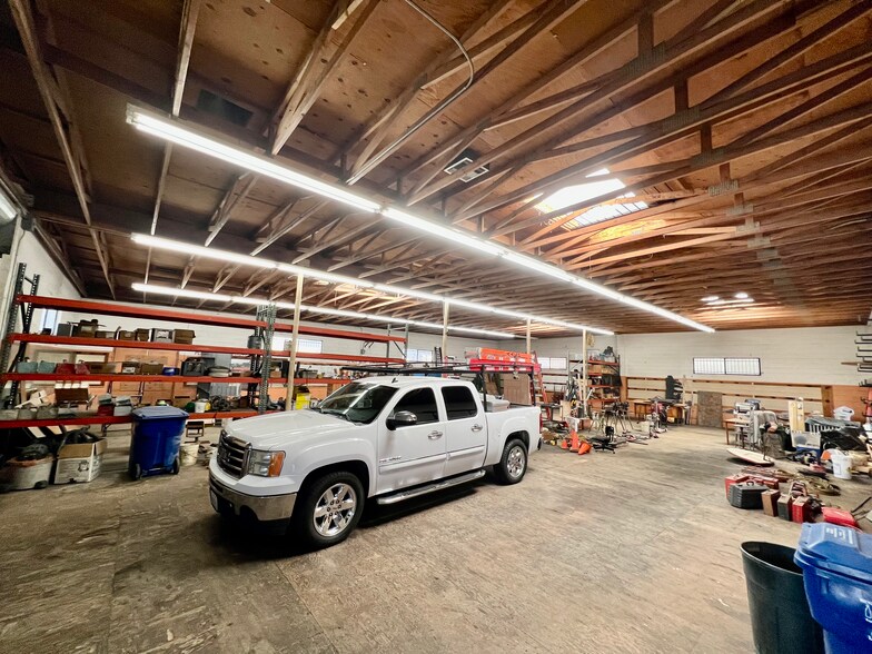 More Photos Of 14620 Novice St, Panorama City Warehouse For Sale