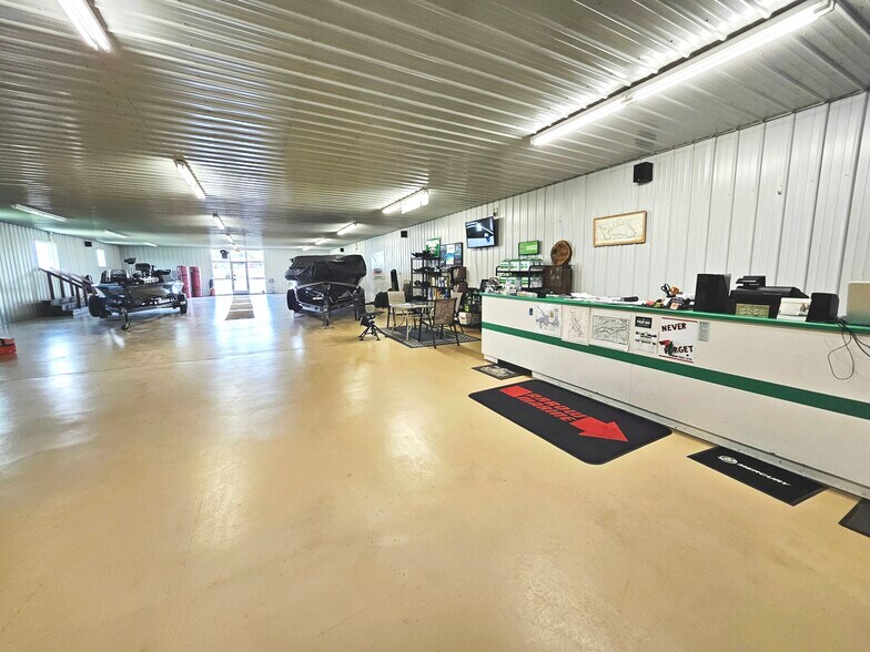 More Photos Of 1956 US Highway 8, Saint Croix Falls Specialty For Sale