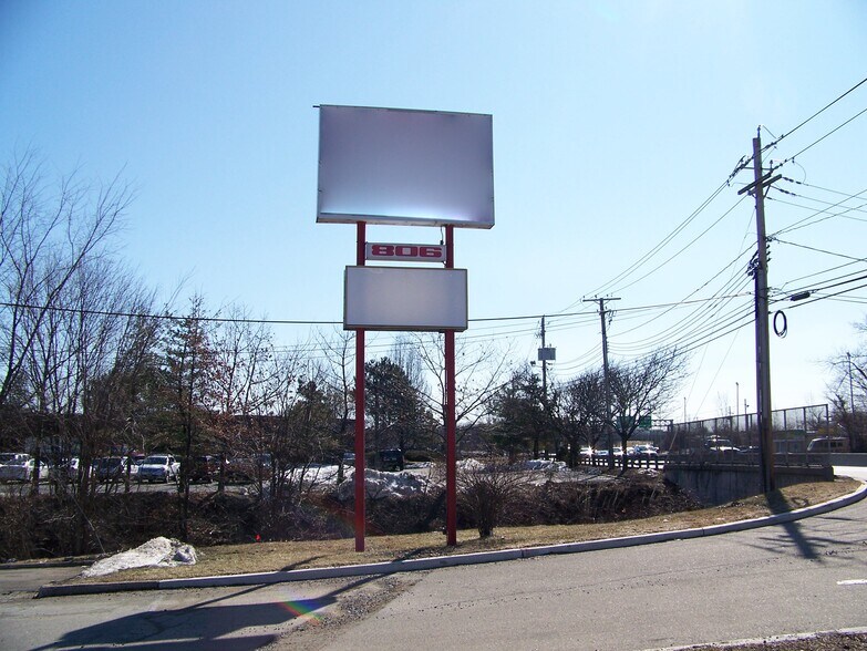 Primary Photo Of 806 Route 17 N, Ramsey Freestanding For Sale