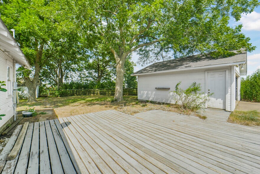 More Photos Of 2120 FM 389, Brenham Land For Sale