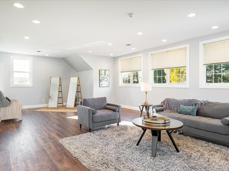 More Photos Of 1900 River Downs Dr, Finksburg Golf Course Driving Range For Sale