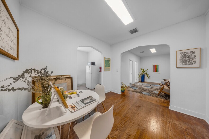 More Photos Of 1267 Coral Way, Miami Storefront Retail Residential For Lease