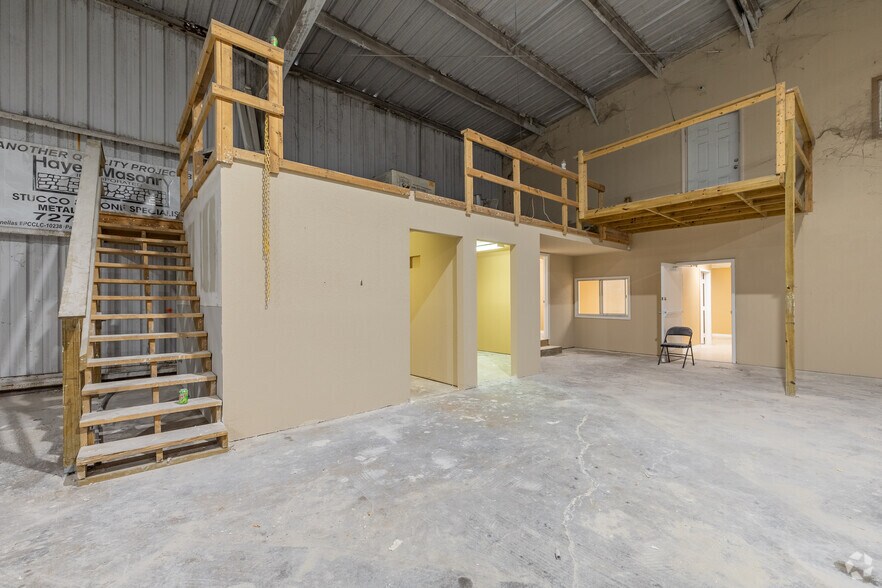 More Photos Of 6740 Tower Dr, Hudson Manufacturing For Sale