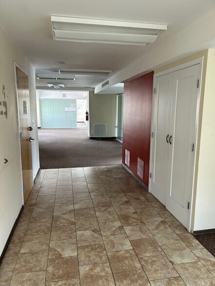 More Photos Of 215-45 Northern Blvd, Bayside Freestanding For Lease