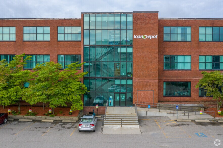 More Photos Of 55-95 West St, Walpole Research And Development For Lease