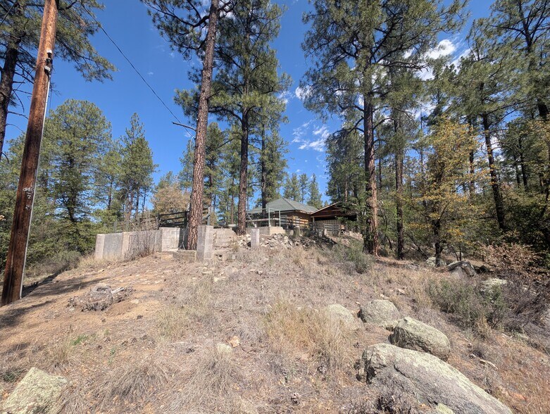 More Photos Of 101 Marapai Rd, Prescott Specialty For Sale