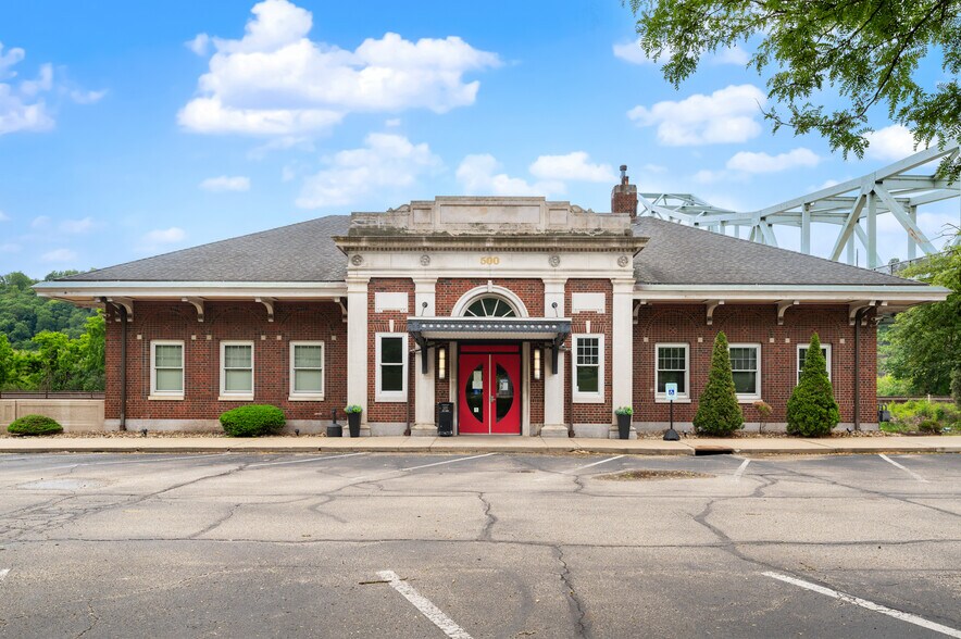 More Photos Of 500 Chadwick St, Sewickley Medical For Sale