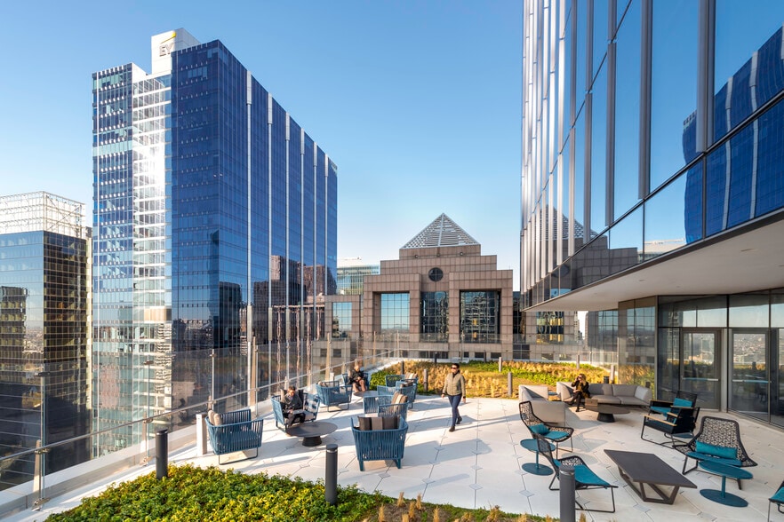 More Photos Of 110 N Wacker Dr, Chicago Office For Lease