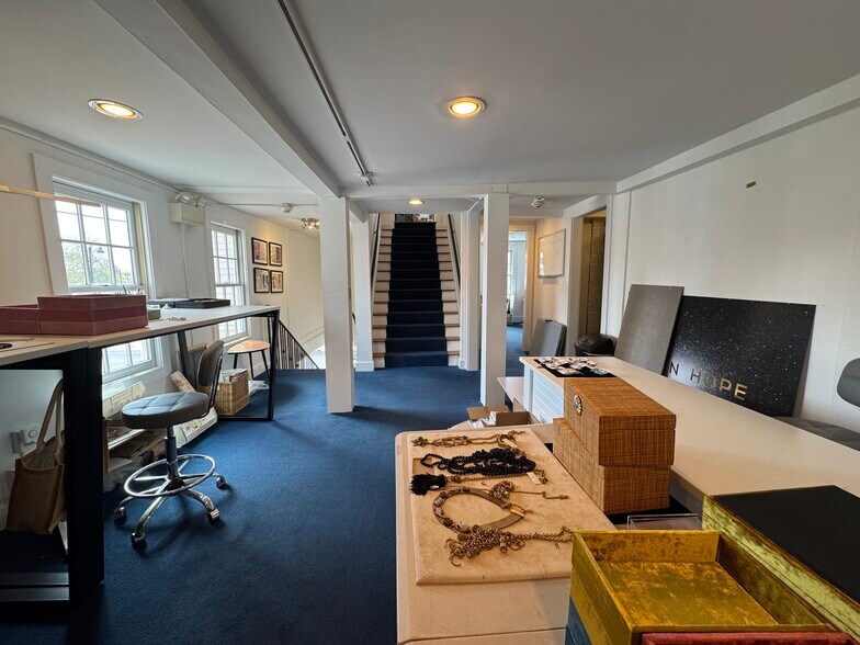 More Photos Of 84-94 William St, Newport Storefront Retail Residential For Lease