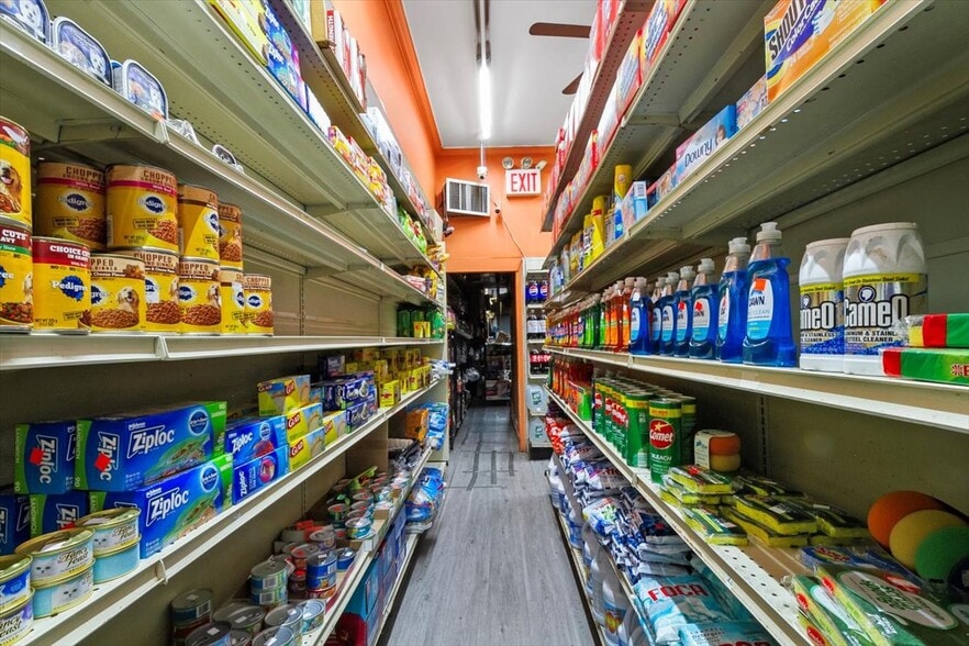More Photos Of 7 Hillside Ave, New York Convenience Store For Sale