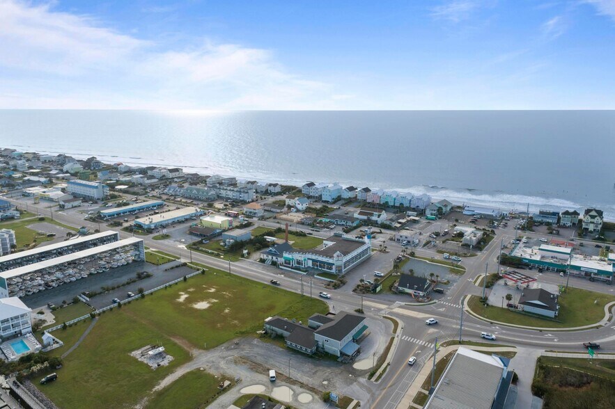 More Photos Of 404 Roland Ave, Surf City Restaurant For Sale