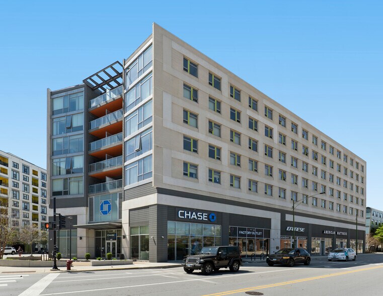 More Photos Of 1200 N Clybourn Ave, Chicago Apartments For Sale