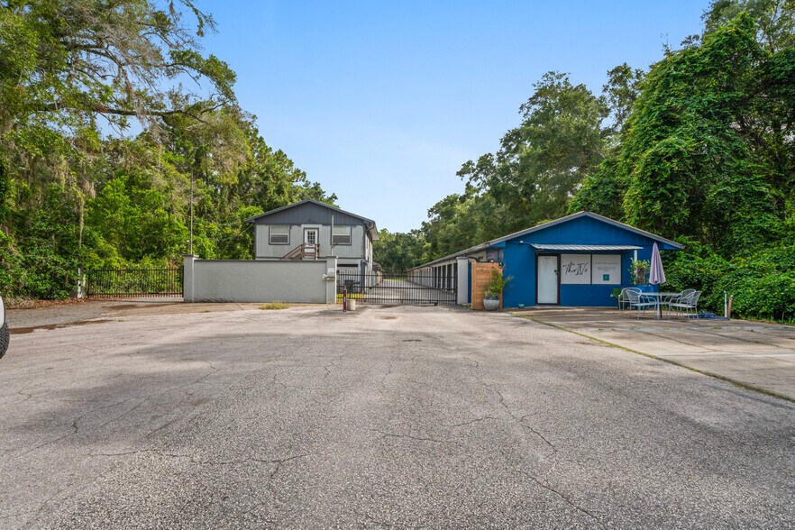 More Photos Of 16331 Cortez Blvd, Brooksville Self Storage For Sale
