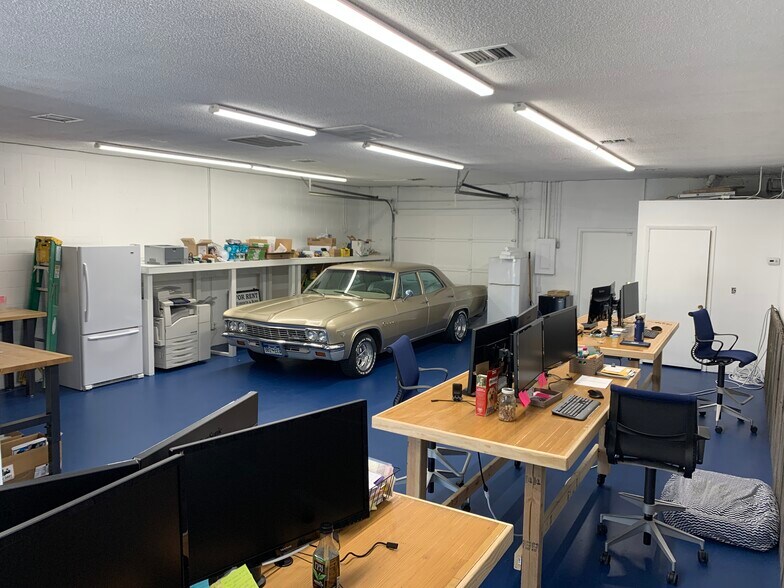 More Photos Of 1136 Kimbark St, Longmont Warehouse For Lease