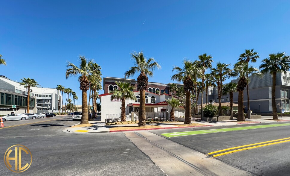 More Photos Of 401 S 6th St, Las Vegas Restaurant For Sale