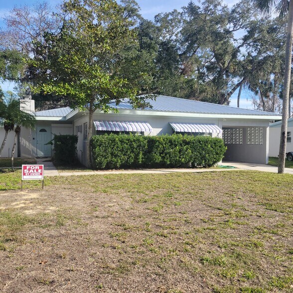 More Photos Of 7-9 Magnolia Ave, Yankeetown Apartments For Sale