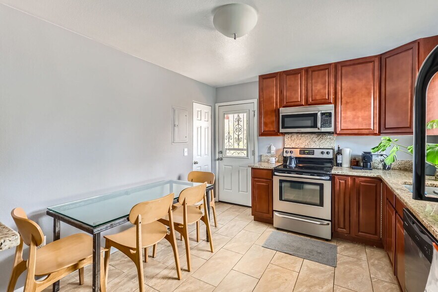 More Photos Of 1311-1317 Jasmine St, Denver Apartments For Sale