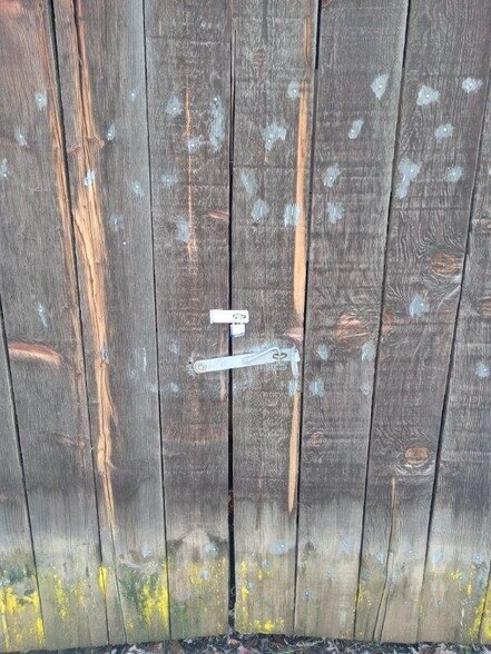 More Photos Of 11807 Main St, Fort Jones Storefront Retail Office For Sale